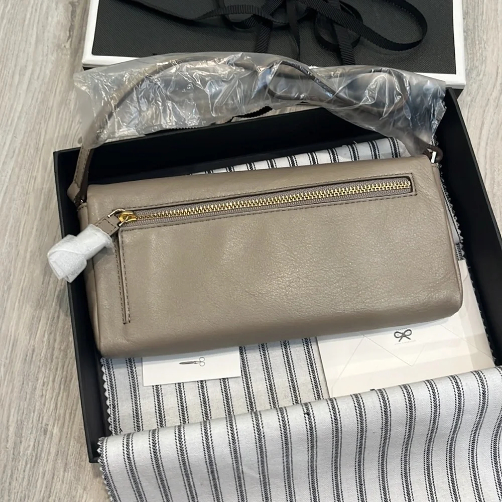 🍀New Authentic ANYA HINDMARCH - Picture 3 of 8